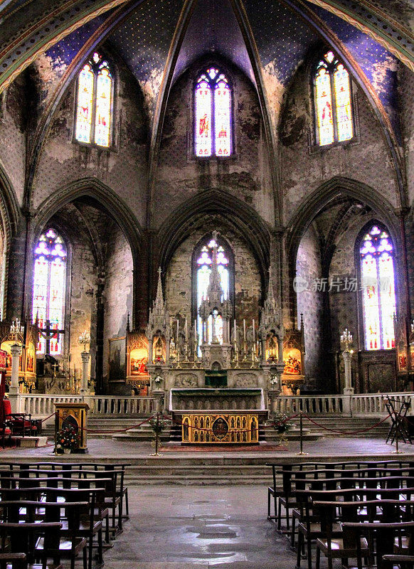 Mirepoix Cathedral(法语:cathdrale Saint-Maurice de Mirepoix)是一座罗马天主教堂，位于法国ariges的西南部城镇Mirepoix